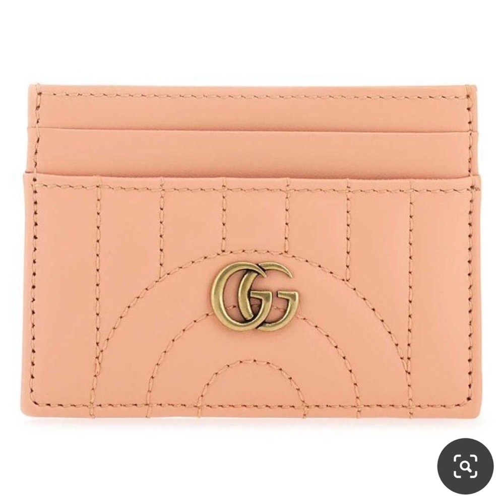 Gucci - GG Logo Plaque Padded Cardholder in Orange